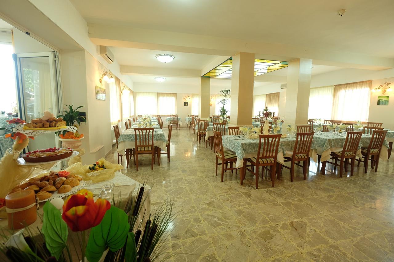 Hotel Mazzocca Caramanico Terme Bagian luar foto